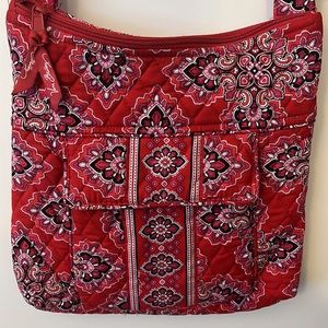 NWOT Vera Bradley Crossbody Purse - ‘Frankly Scarlet’ print